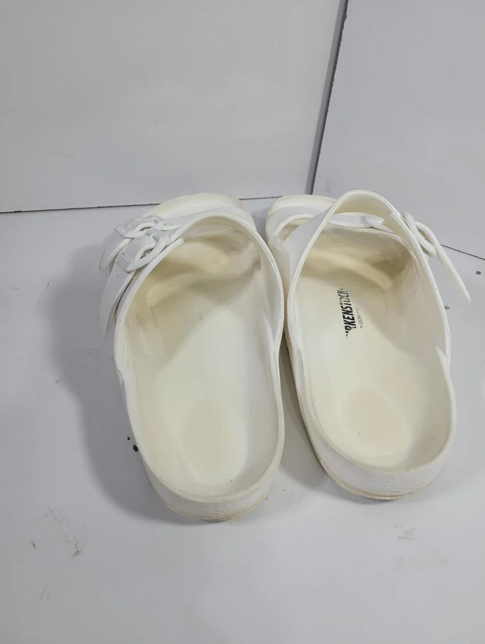 Birkenstock Arizona EVA White Sandals Mens 9 9.5 Womens 11 11.5 EU 42 Slides